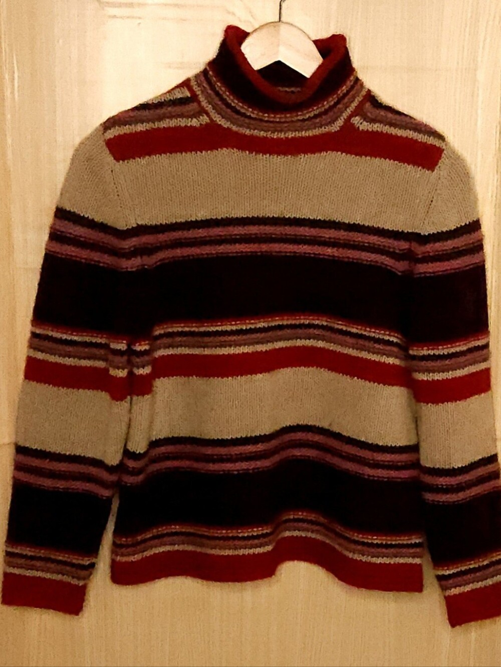Eddie Bauer women’s lambswool blend striped rolled neck sweater medium